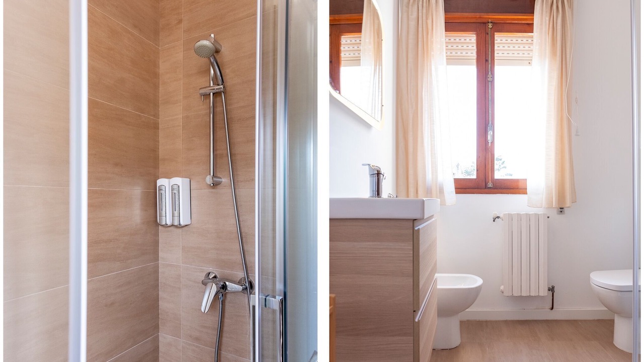 Photo of Bathroom in A Lanzada