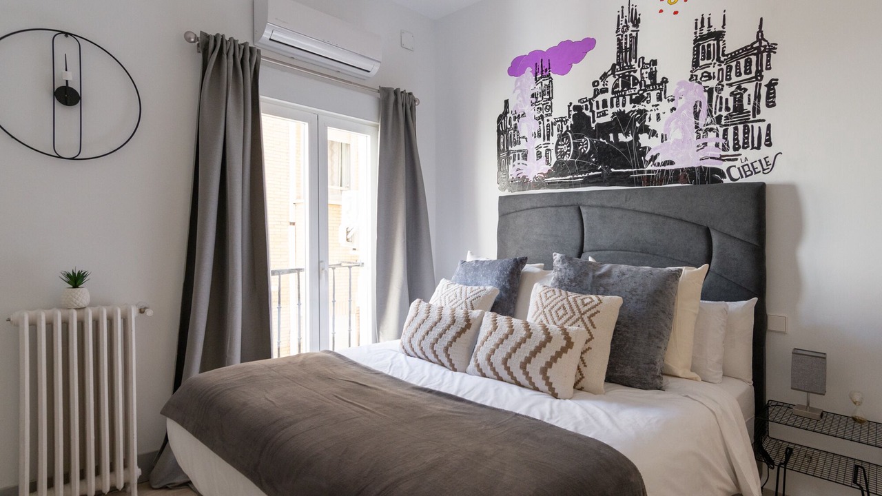Photo of Bedroom in Embajadores