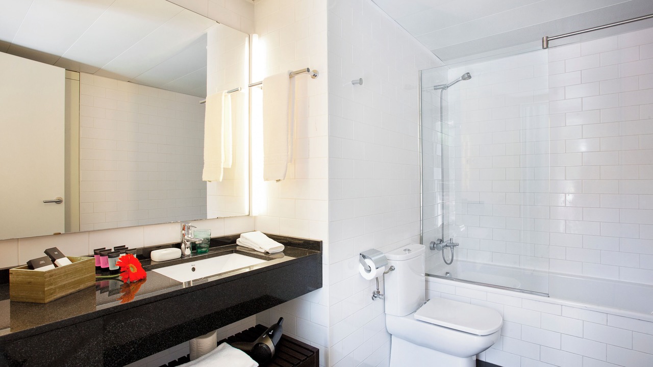 Photo of Bathroom in Poblenou