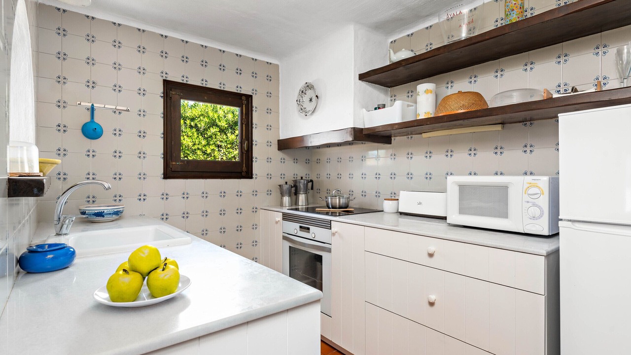 Photo of Kitchen in Binibequer Vell