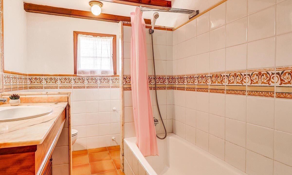 Photo of Bathroom in Santa Maria del Cami