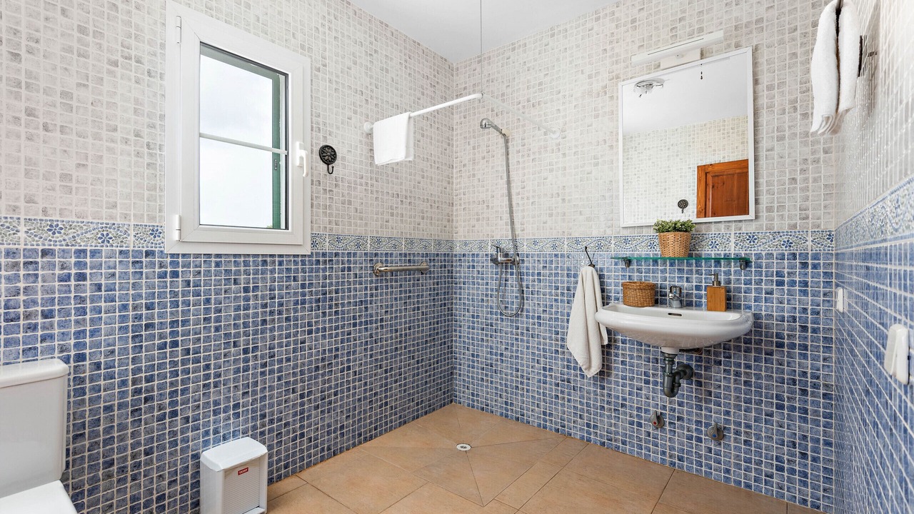 Photo of Bathroom in Serpentona