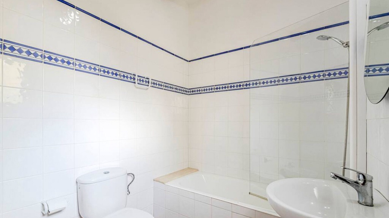 Photo of Bathroom in Binibequer Vell