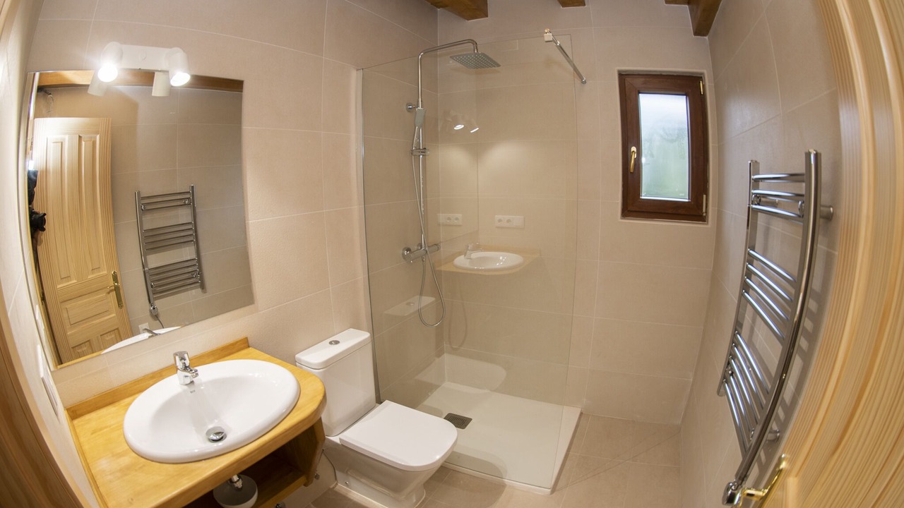 Photo of Bathroom in Cillorigo de Liebana