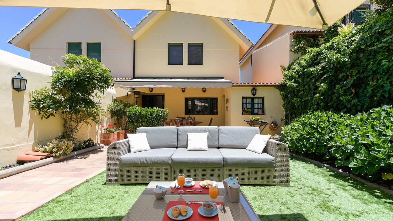Photo of Patio Balcony in Las Brisas