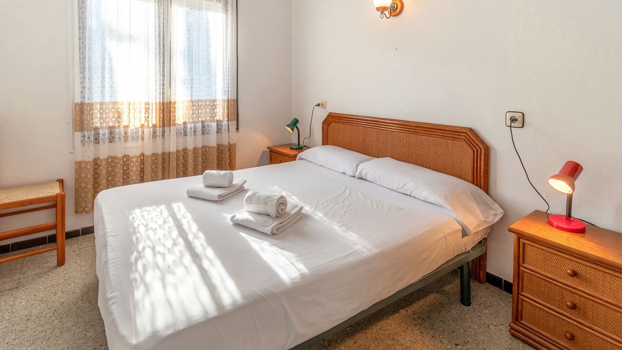 Photo of Bedroom in Llanca