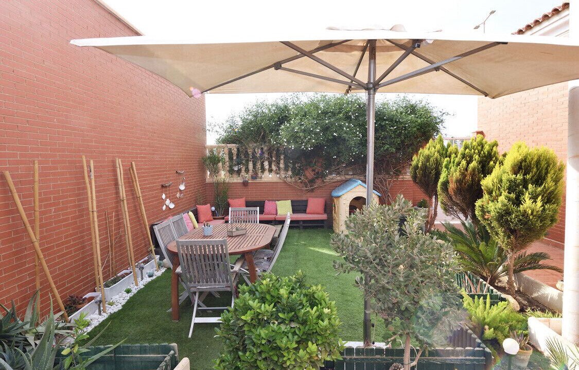 Photo of Outdoor in Pujaire