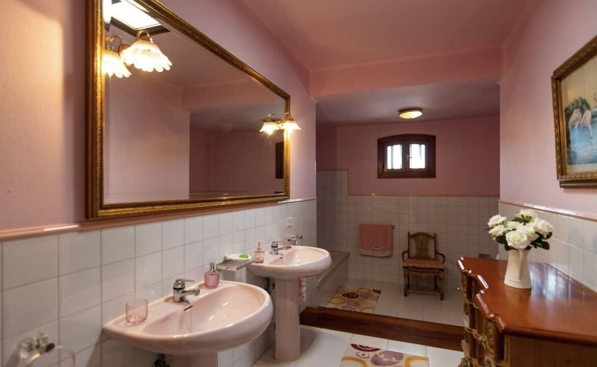 Photo of Bathroom in Tahiche