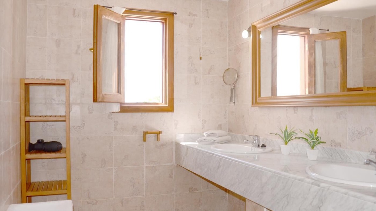 Photo of Bathroom in Charco del Palo