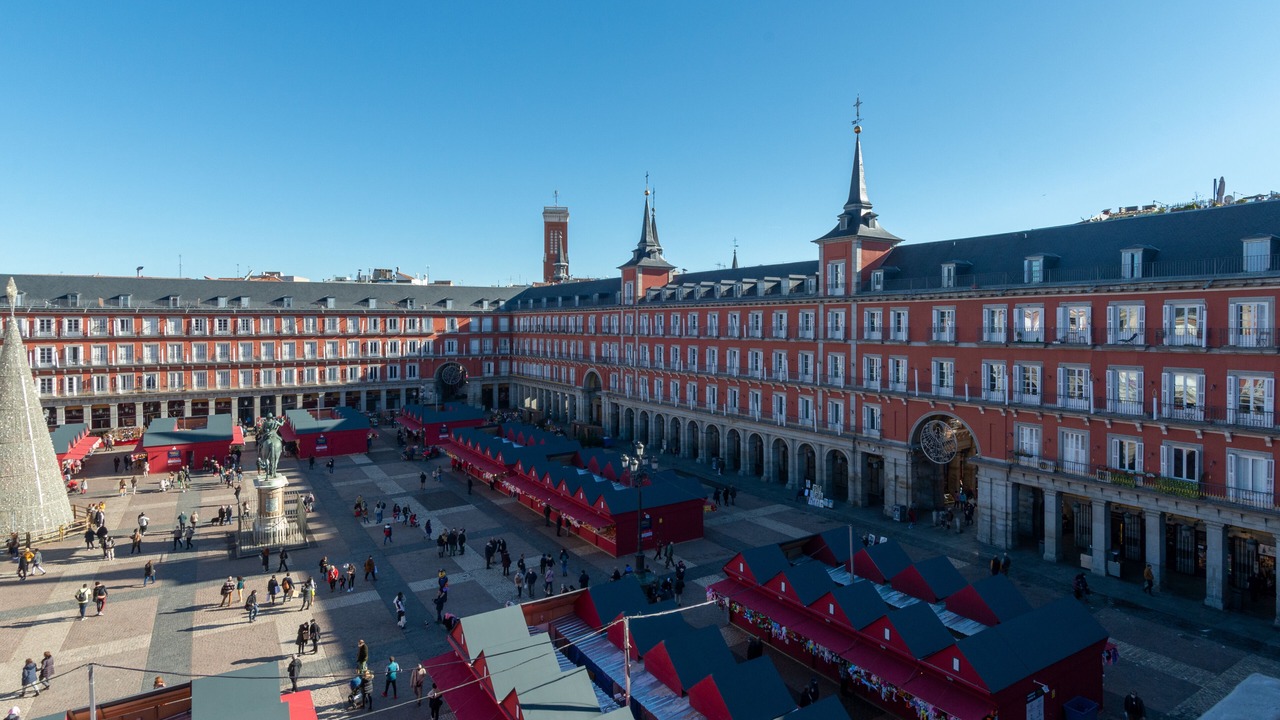 Photo of Others in Palacio