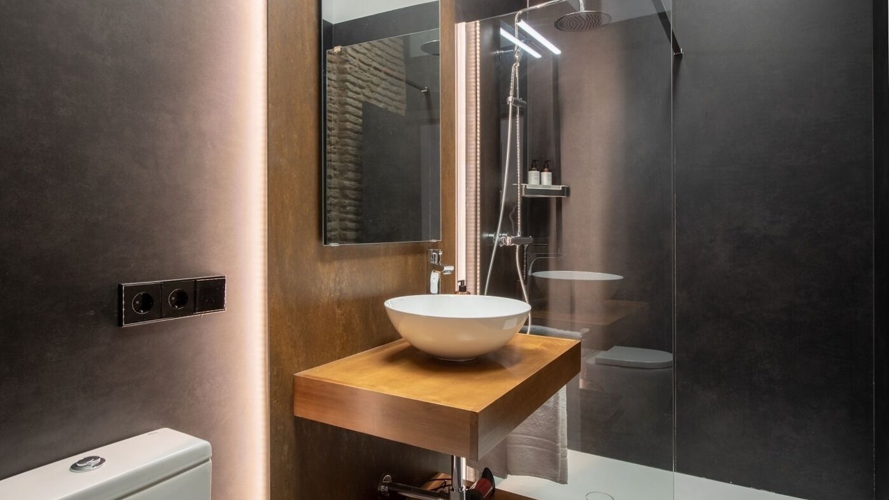 Photo of Bathroom in Historical Center