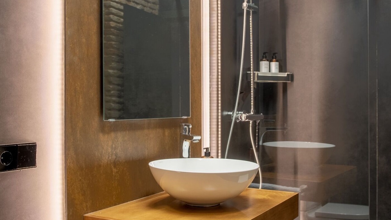 Photo of Bathroom in Historical Center