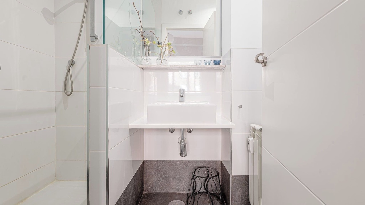 Photo of Bathroom in Cuatro Caminos