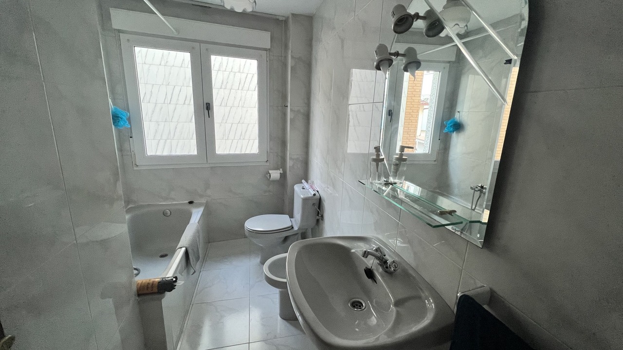 Photo of Bathroom in Quintans