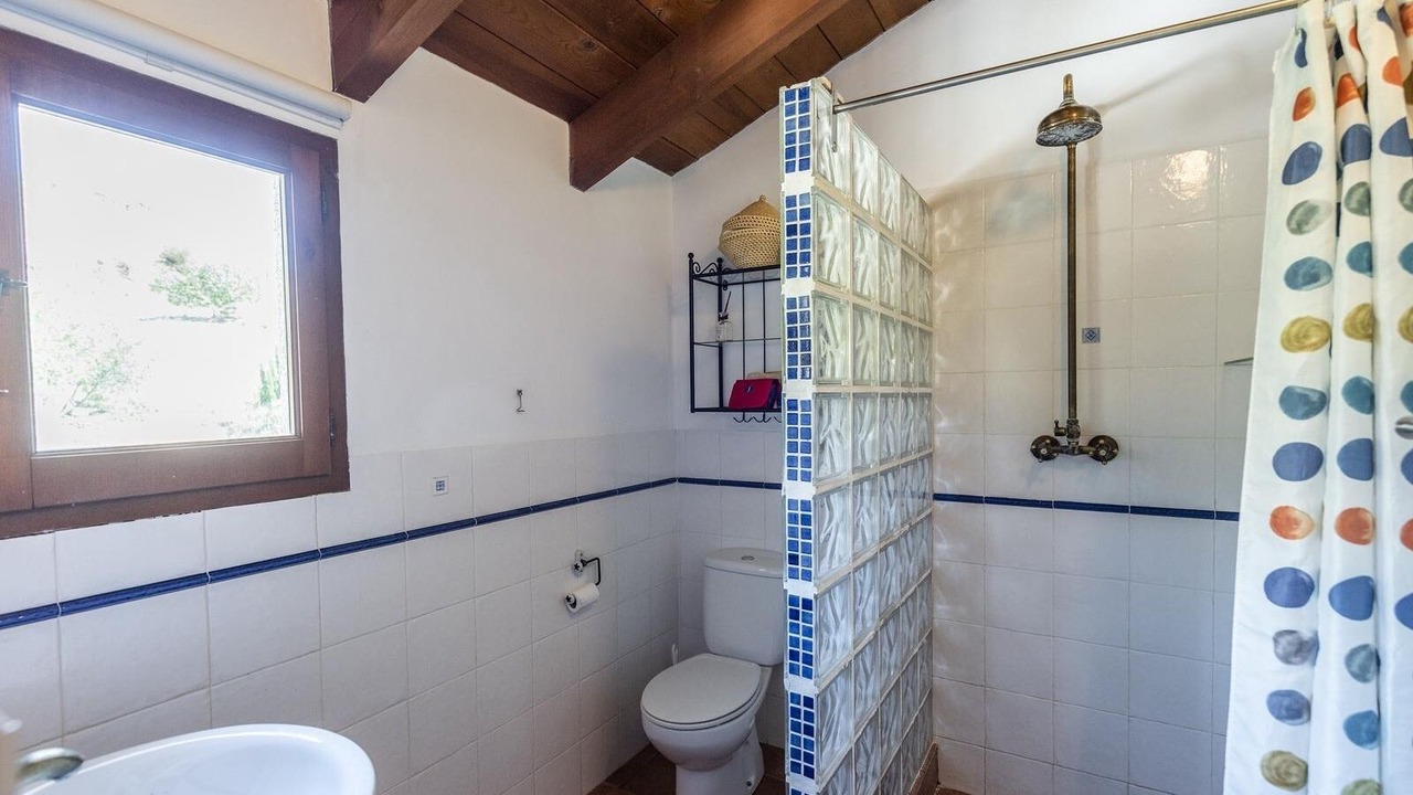 Photo of Bathroom in Alora