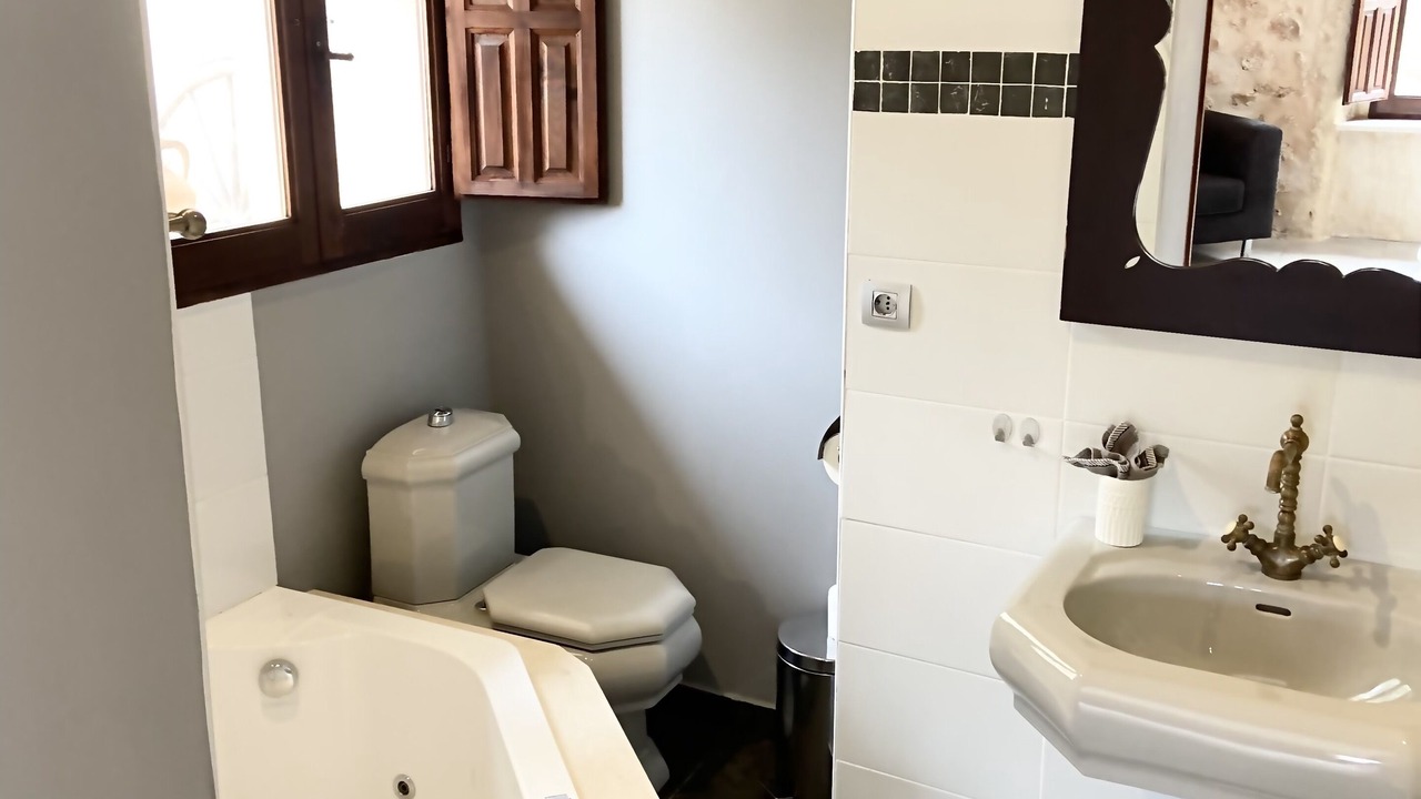 Photo of Bathroom in Campos