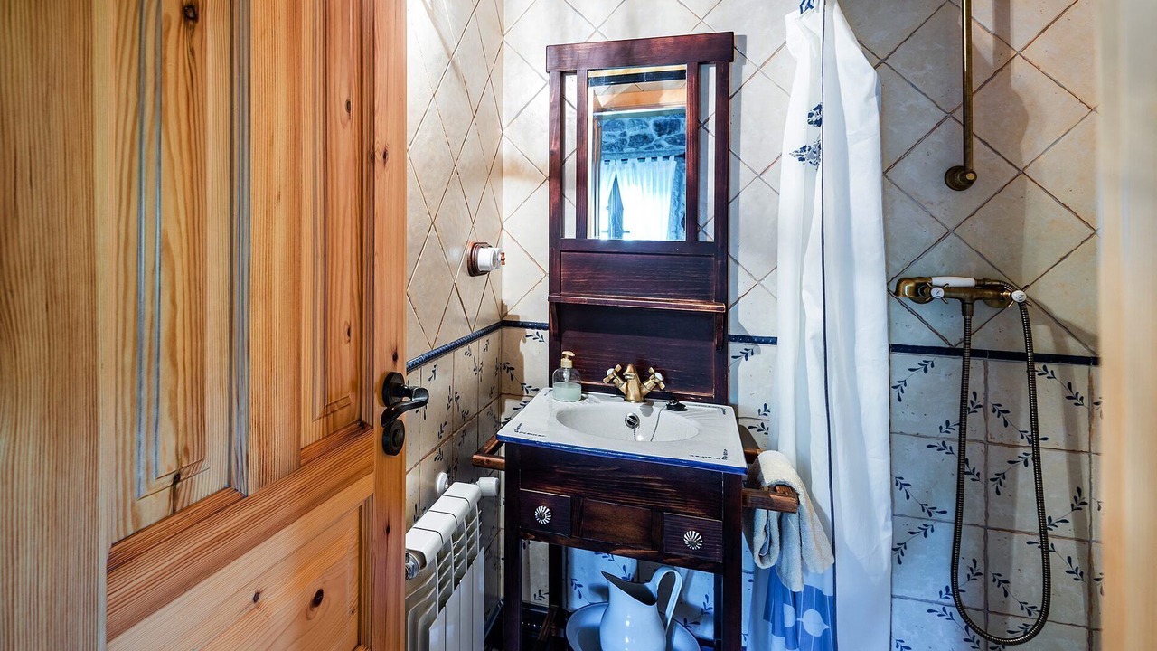 Photo of Bathroom in Campo Lameiro