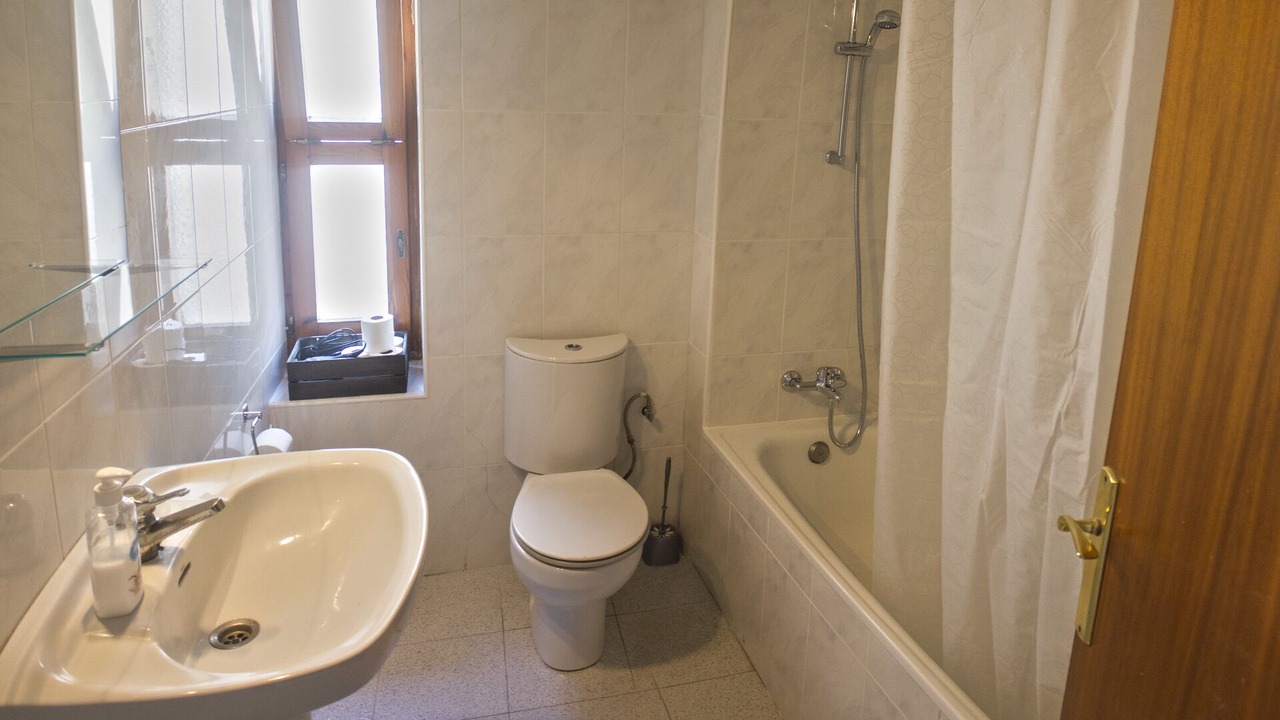 Photo of Bathroom in Amer