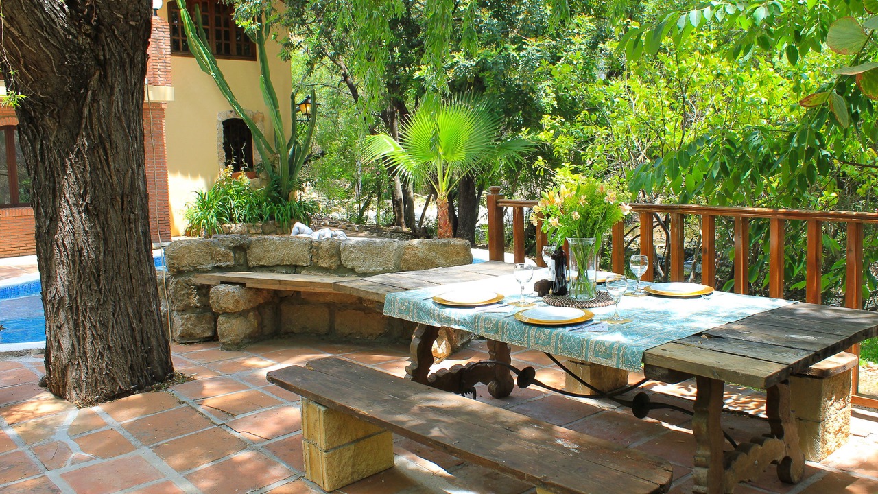 Photo of Outdoor in Coin