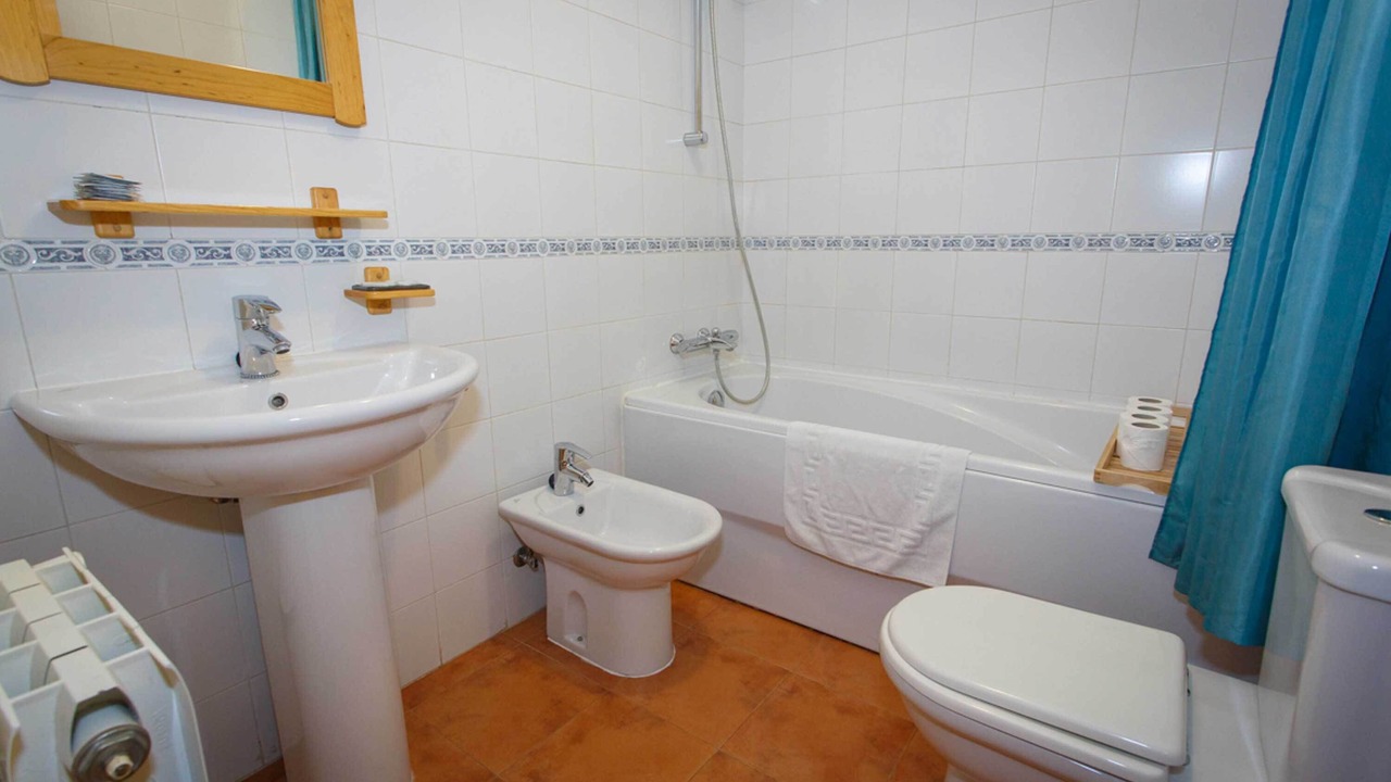 Photo of Bathroom in Pinuecar
