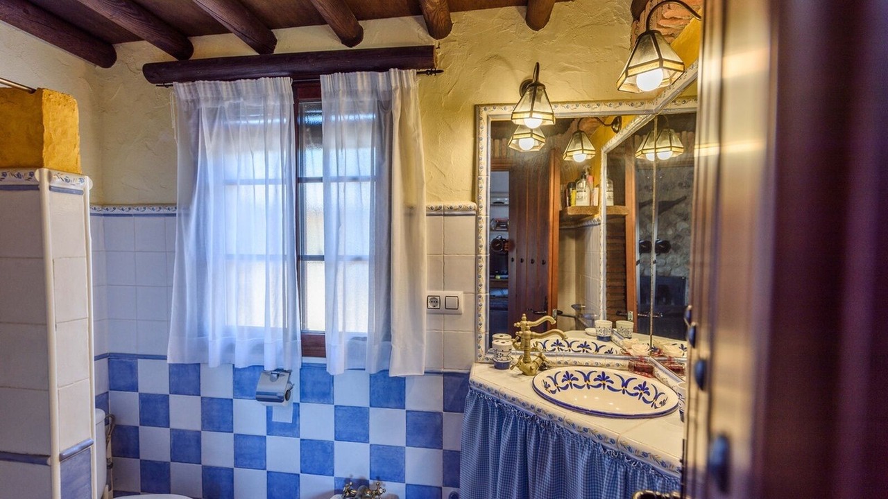 Photo of Bathroom in El Gastor