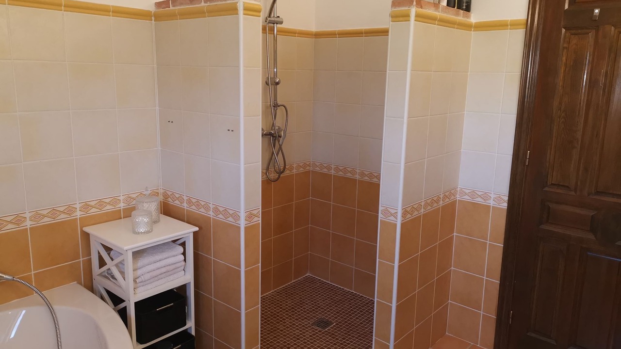 Photo of Bathroom in Rafal
