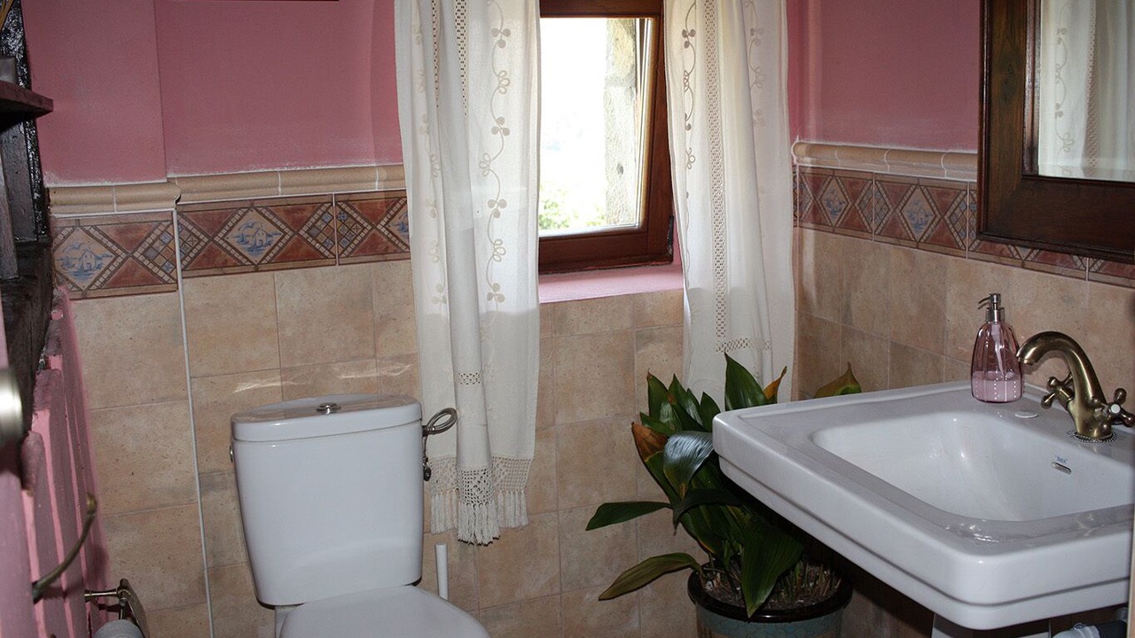 Photo of Bathroom in Hoz de Marron