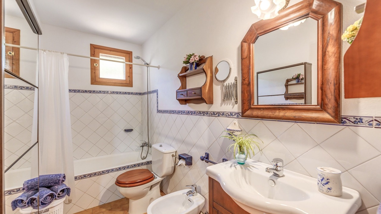 Photo of Bathroom in Puigpunyent