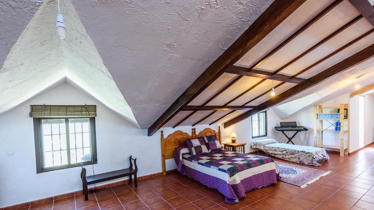 Photo of Bedroom in Monturque