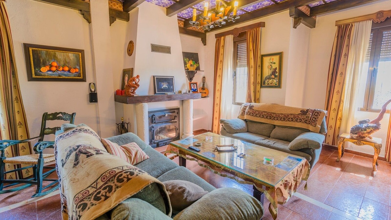 Photo of Livingroom in Monturque