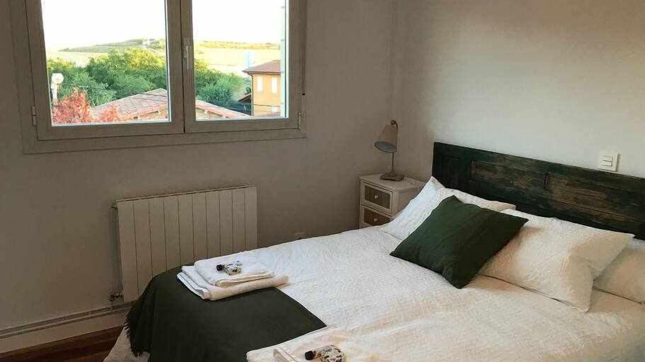 Photo of Bedroom in Herramelluri
