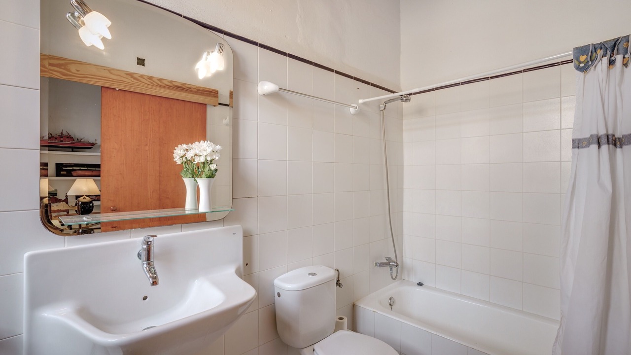 Photo of Bathroom in Campos