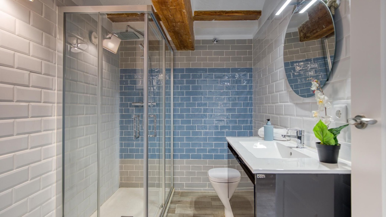 Photo of Bathroom in Ruzafa