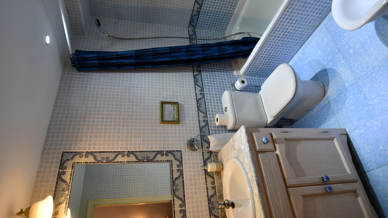 Photo of Bathroom in Zierbena