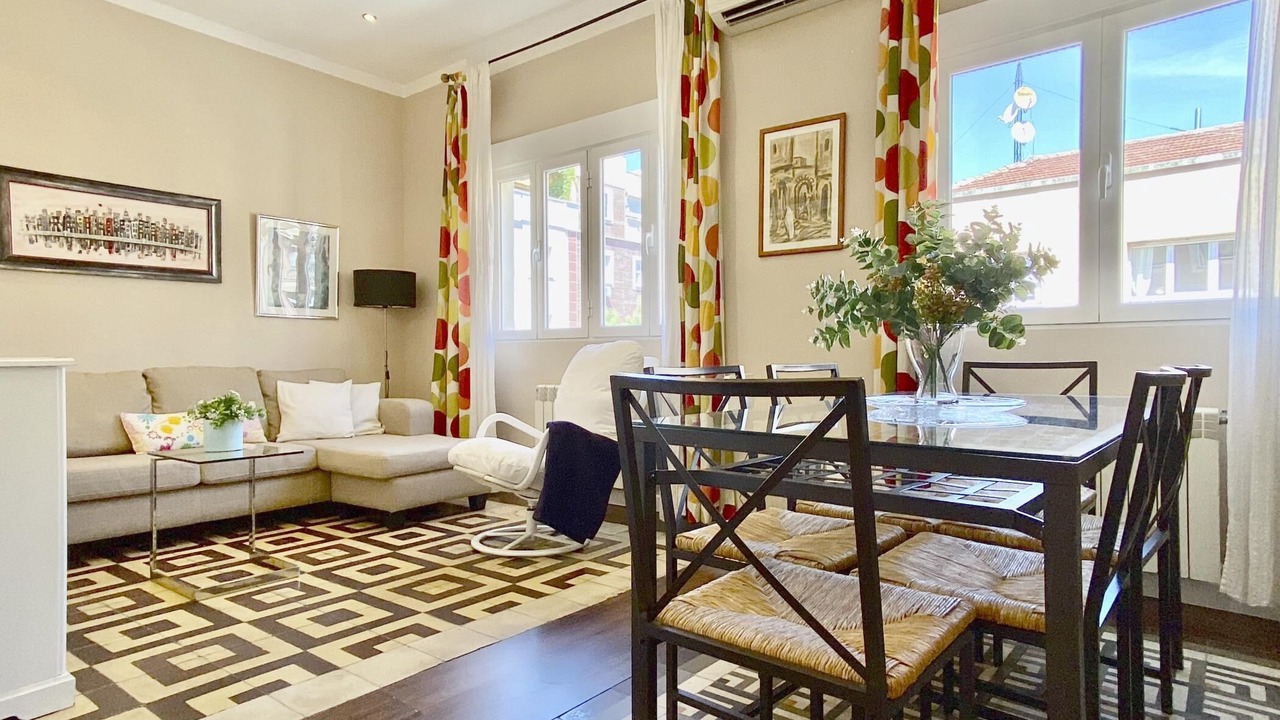 Photo of Livingroom in Gaztambide