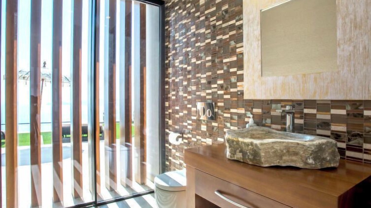 Photo of Bathroom in Aduanas
