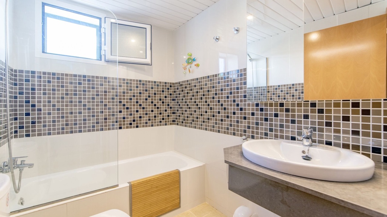 Photo of Bathroom in Biniancolla