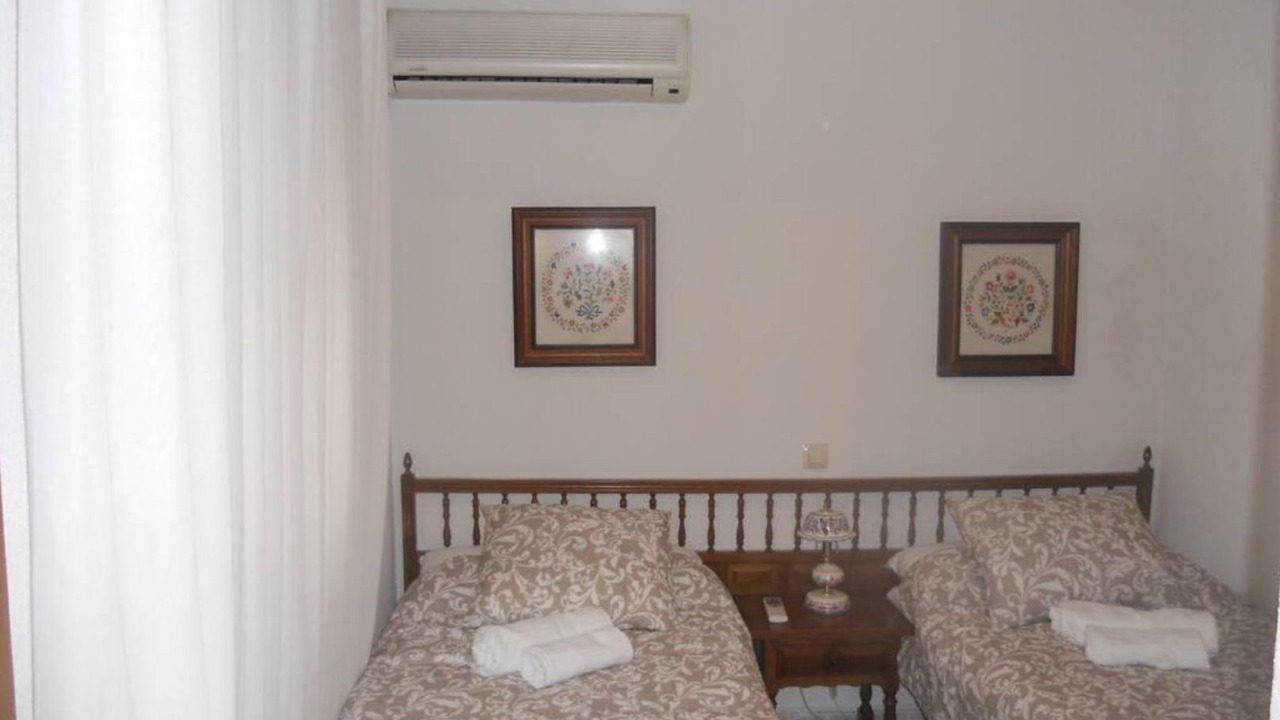 Photo of Bedroom in Nuno Gomez