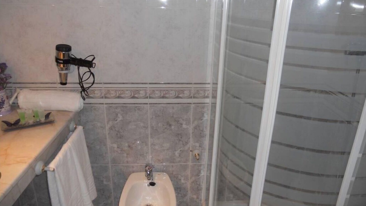 Photo of Bathroom in Nuno Gomez