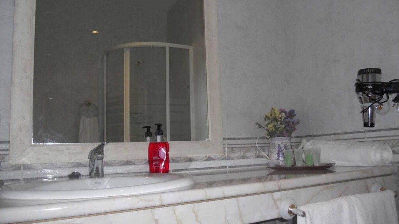 Photo of Bathroom in Nuno Gomez