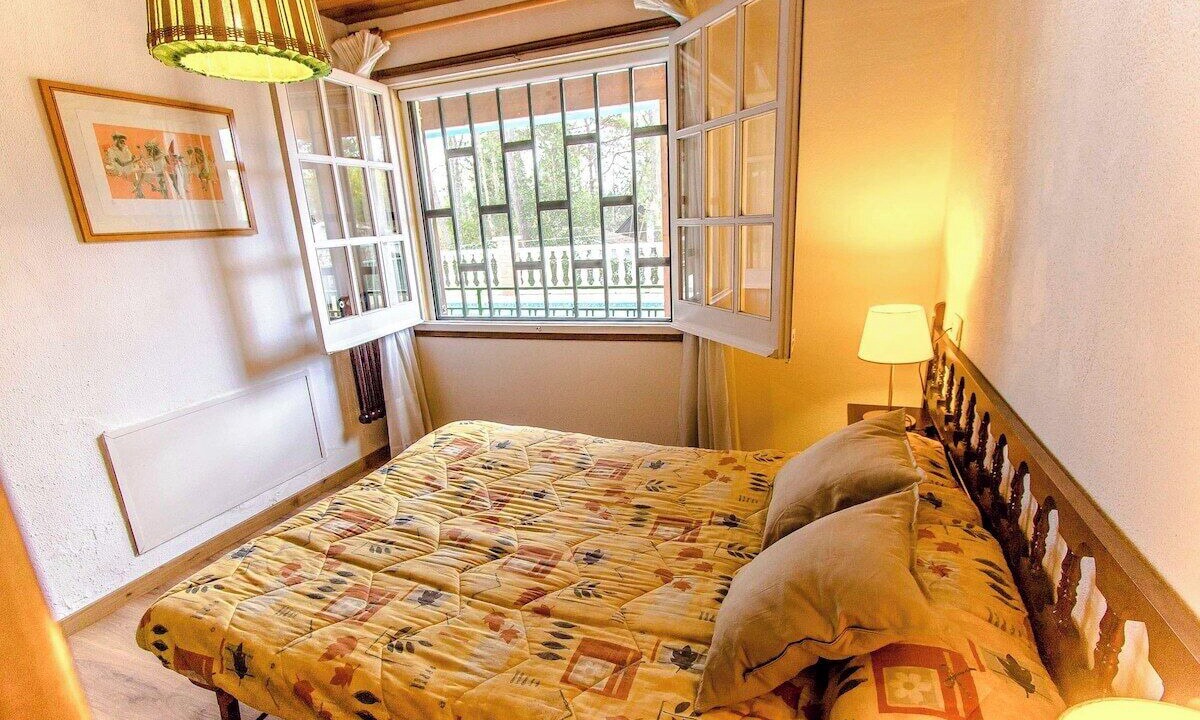 Photo of Bedroom in Santa Coloma de Farners