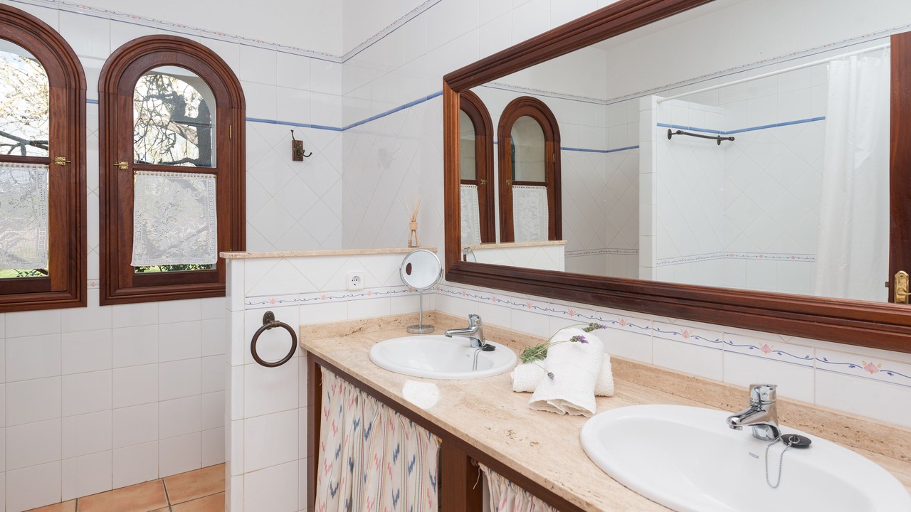 Photo of Bathroom in Manacor