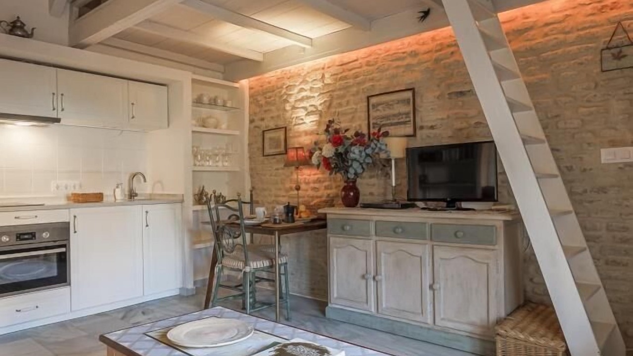 Photo of Kitchen in Alfalfa