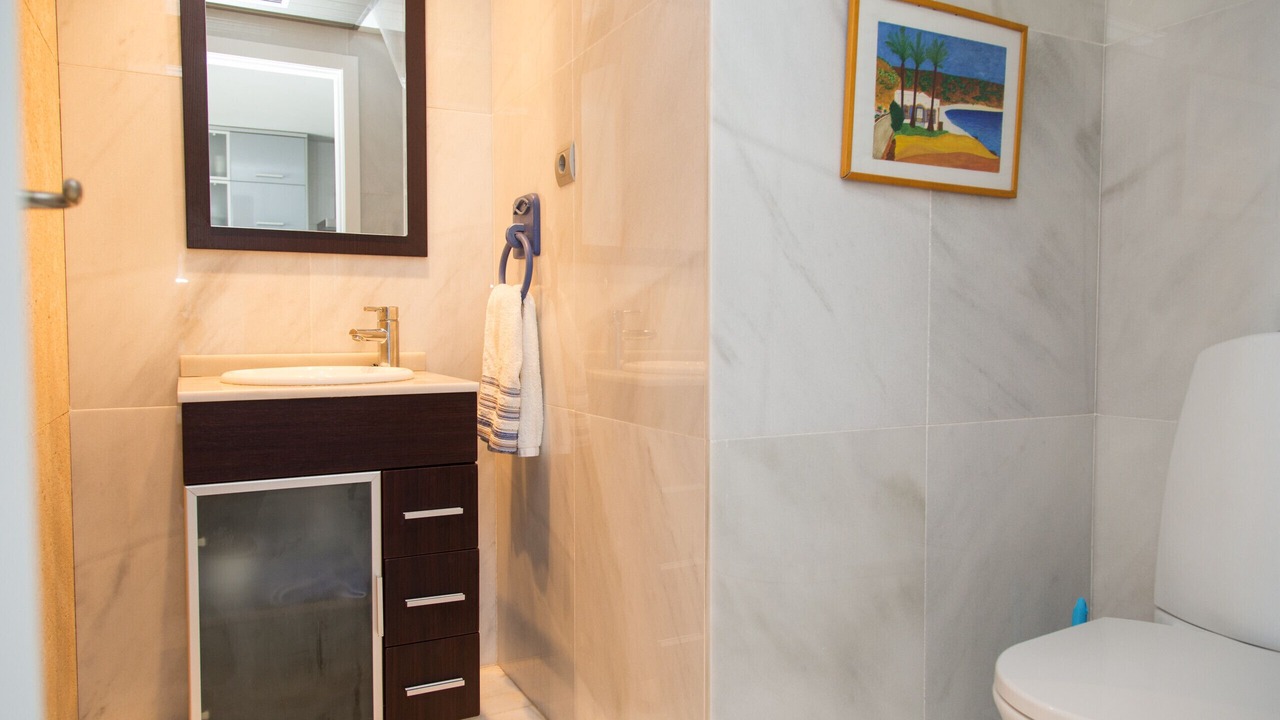 Photo of Bathroom in Aduanas