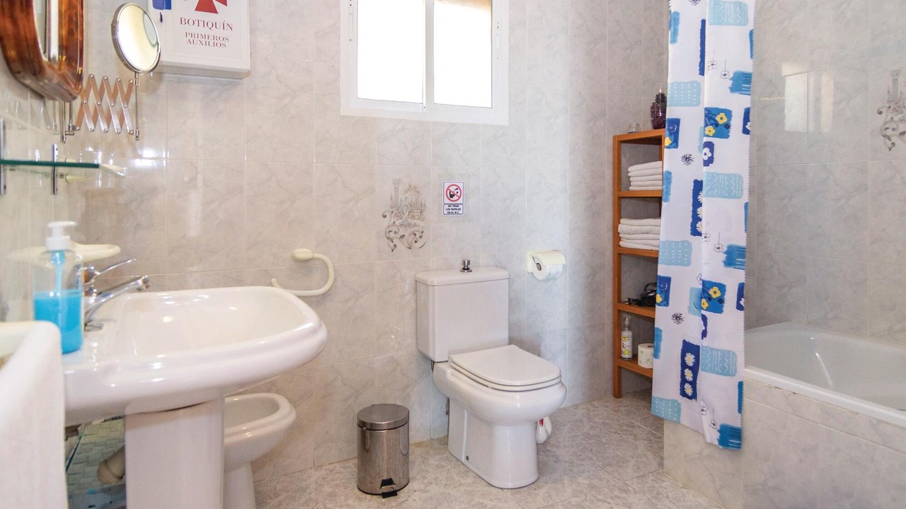 Photo of Bathroom in Torrox
