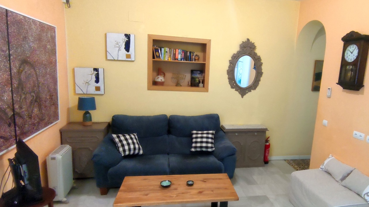 Photo of Livingroom in Alameda
