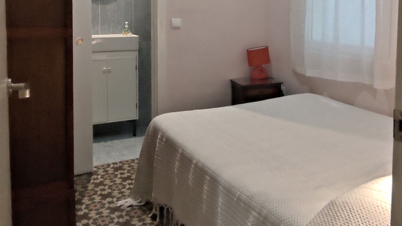 Photo of Bedroom in Alameda