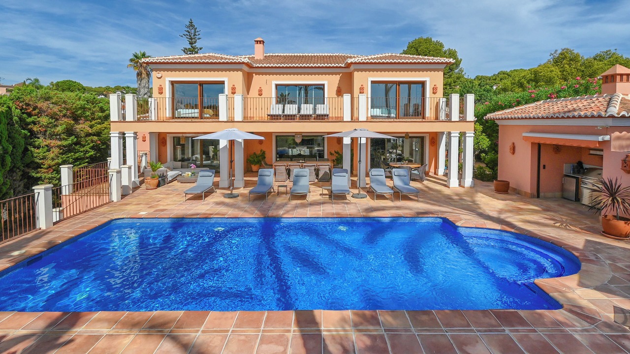 Photo of Outdoor in Moravit
