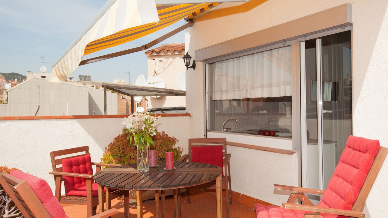 Photo of Outdoor in El Camp de l'Arpa del Clot