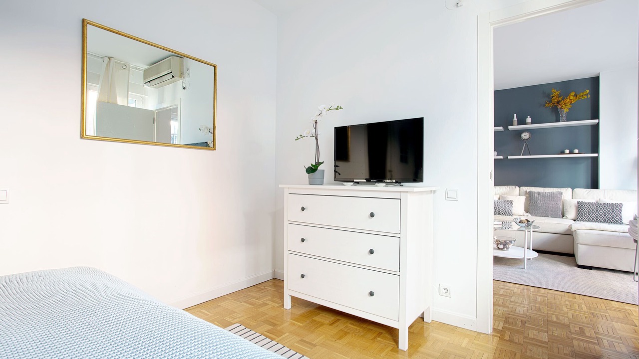 Photo of Bedroom in Jeronimos